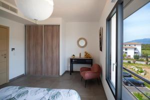 Výhľad na hory alebo výhľad na hory priamo z apartmánu
