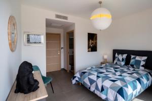 Posteľ alebo postele v izbe v ubytovaní Domaine d'Arca Porto Vecchio - Hugo 13 - Toit Terrasse - Haut standing