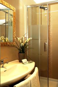 Kúpeľňa v ubytovaní Hotel Argentina + 37 fotografií