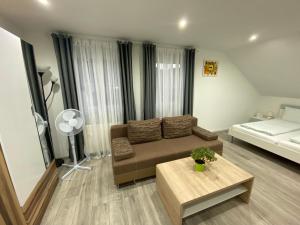 Ein Bett oder Betten in einem Zimmer der Unterkunft Ossiach Apartment 1