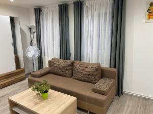 Ein Sitzbereich in der Unterkunft Ossiach Apartment 1