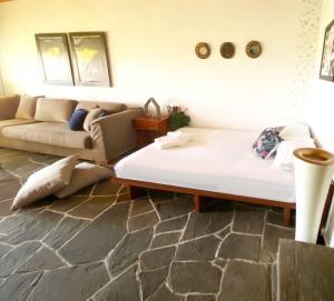 Imagen de la galería de Seaside Villa II, en Nea Potidaea