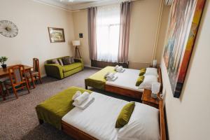 Gallery image of Laguna Green Guest House in Niš