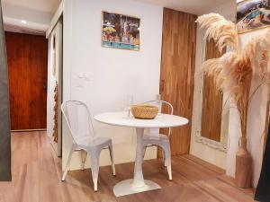 Fotografia z galérie ubytovania Suite 6 v destinácii Nîmes