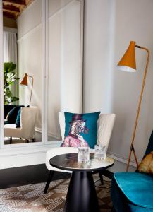 Posezení v ubytování HOTEL VITE - By Naman Hotellerie