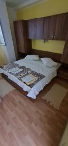 Postel nebo postele na pokoji v ubytování Villa Rab Robert