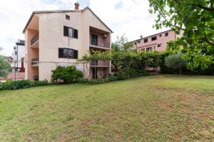 Zahrada ubytování Apartment Milka