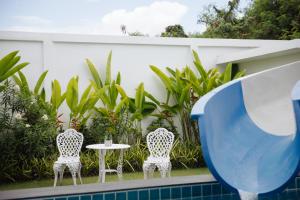 Πισίνα στο ή κοντά στο บลูสกาย พูลวิลล่า ชะอำ หัวหิน Blue Sky Pool Villa