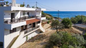 Příroda nedaleko apartmánu + 28 fotografií