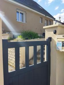 Afbeelding uit fotogalerij van La chambre secrète in Longueval