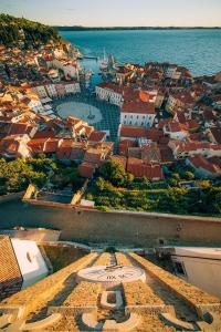 Γενική θέα στη θάλασσα ή θέα στη θάλασσα από  αυτό το διαμέρισμα