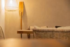 Hostal Es Niu de Tamariu客房内的一张或多张床位