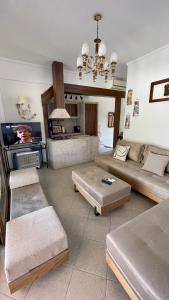 Kuchyňa alebo kuchynka v ubytovaní Paralia Pefkohori apartments