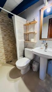 Ένα μπάνιο στο Casa Can Pep Tauet +41 φωτογραφίες