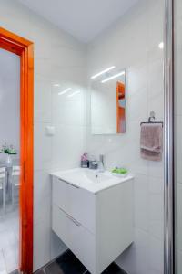 Koupelna v ubytování Calma Luxury Apartments #3 Sozopoli in Halkidiki