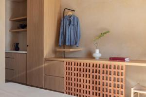 Fotografie z fotogalerie ubytování Ethos Vegan Suites ve Fiře + 37 fotografií