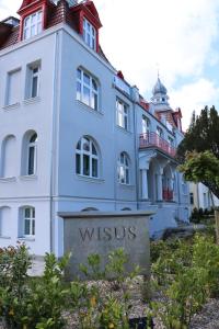 Budynek, w którym mieści się apartament