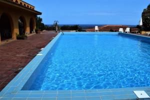 Bazén v ubytování Jerry Beach house nebo v jeho okolí