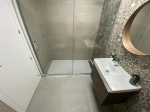 Kúpeľňa v ubytovaní Bonito Apartamento de 2 habitaciones con terraza