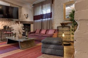 Posezení v ubytování La Striscia Wine Resort