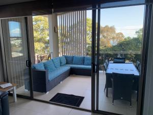Keith's on Pumicestone, 1 of the 3 most popular units on Bribie的休息区