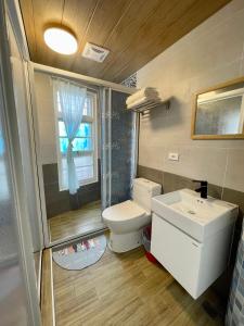 Salle de bains dans l'établissement ShinYuan BNB