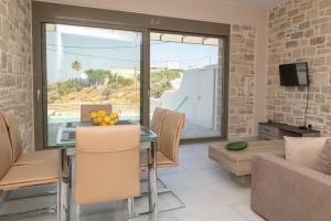 Gallery image of AEONIOS LUXURY VILLA in Pitsidia