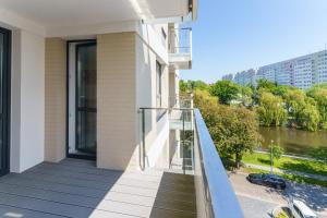 Ein Balkon oder eine Terrasse in der Unterkunft Apartamenty Adyl Platany