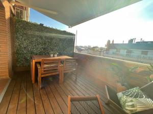 Fotografia z galérie ubytovania BARCELONA PENTHOUSE Private Terrace Sustainable Stay Keyless Access v destinácii Barcelona