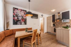 Kuchyň nebo kuchyňský kout v ubytování ''die Bergerin'' | Appartements Schladming