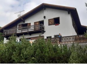 The building in which the holiday home is located