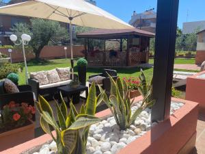 Aed väljaspool majutusasutust B&B Corvara