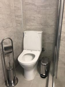 Kúpeľňa v ubytovaní Apartments NANA
