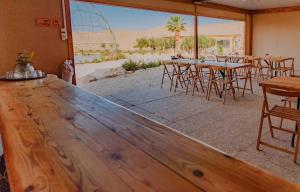 Restaurace v ubytování Alpaca Farm - חוות האלפקות