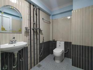 Hotel Pristine的一间浴室
