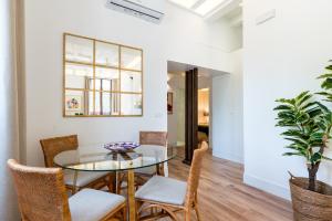 Posezení v ubytování Puerta Real Home Apartment 2