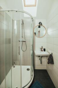 Koupelna v ubytování House 100 m to the sea in Monciske, free parking
