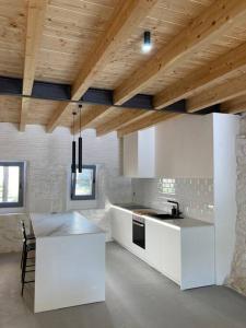 Η κουζίνα ή μικρή κουζίνα στο Casa para 8, Santillana y playas