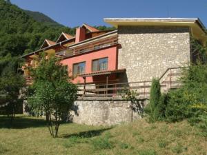 Afbeelding uit fotogalerij van Forest Spring in Narechenski Bani