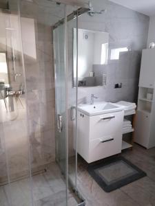 Koupelna v ubytování Apartamenty Wisła Lipowa 16-4D