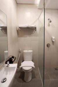 Vannituba majutusasutuses Hayo Hotel Palembang