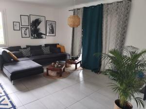 Zdjęcie z galerii obiektu Landaise *SPA Terrain arboré w mieście Azur