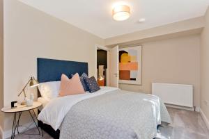 Gallery image of Modern City Centre 2 Bedroom 2 Bathroom Apartments, Main Door Ground with Private Parking in Edinburgh