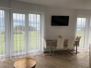 Fotografie z fotogalerie ubytování ROYAL SUN - lakeside luxury studio flat at Balaton v destinaci Keszthely