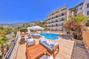 Bazén v ubytování Hera Hotel nebo v jeho okolí