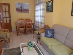 A seating area at Casa El Reloj