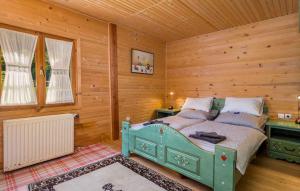Postel nebo postele na pokoji v ubytování Holiday home in Kupa - Gorski Kotar 31182
