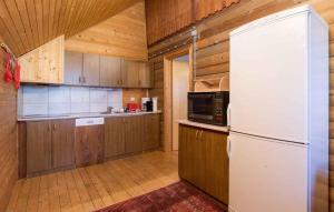 Kuchyň nebo kuchyňský kout v ubytování Holiday home in Kupa - Gorski Kotar 31182
