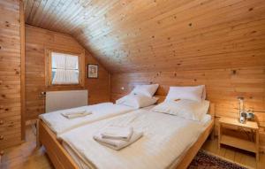 Postel nebo postele na pokoji v ubytování Holiday home in Kupa - Gorski Kotar 31182
