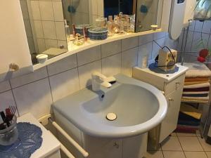Ванна кімната в Haus Willi